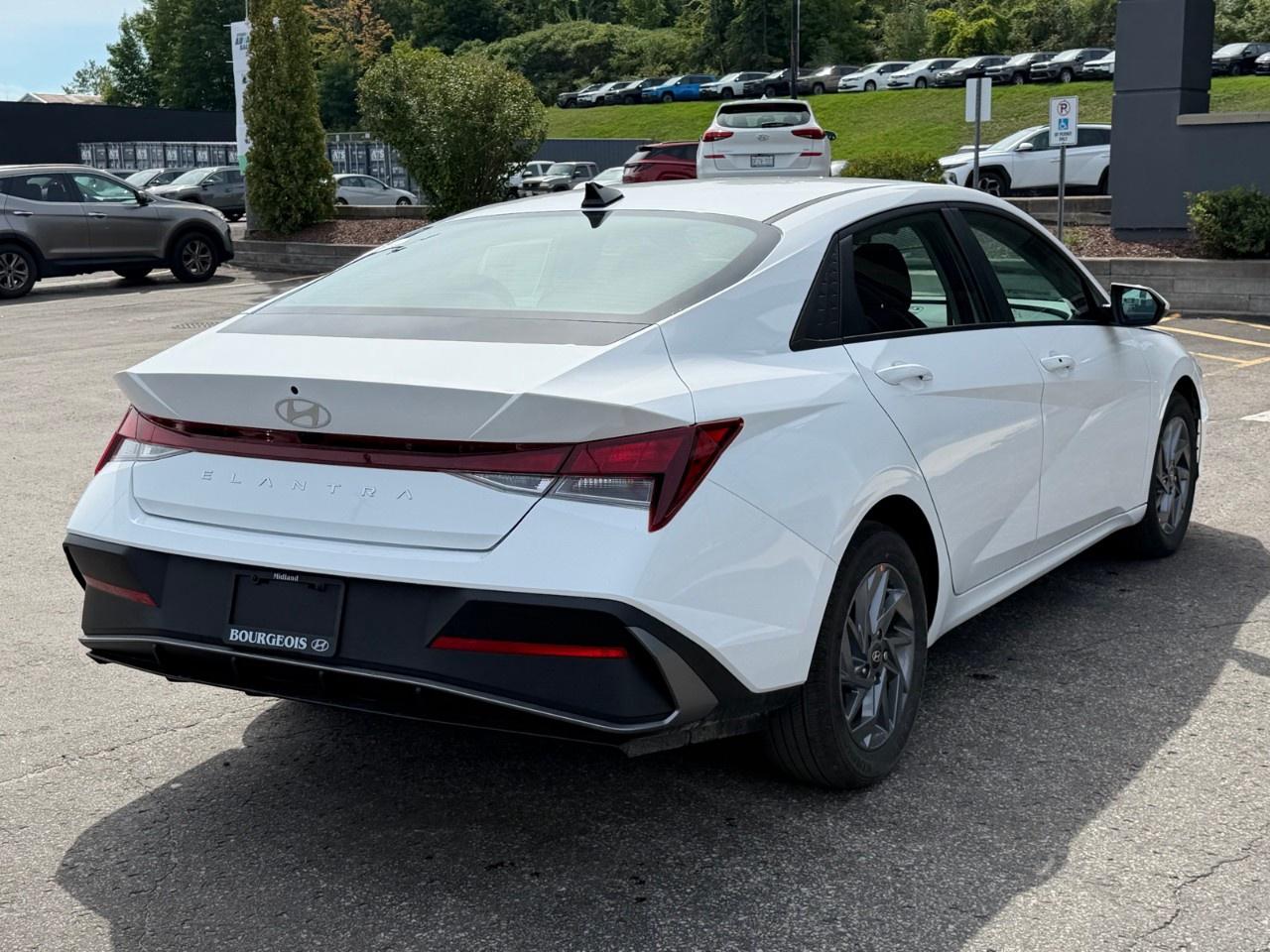 2026 Hyundai Elantra Preferred IVT Photo