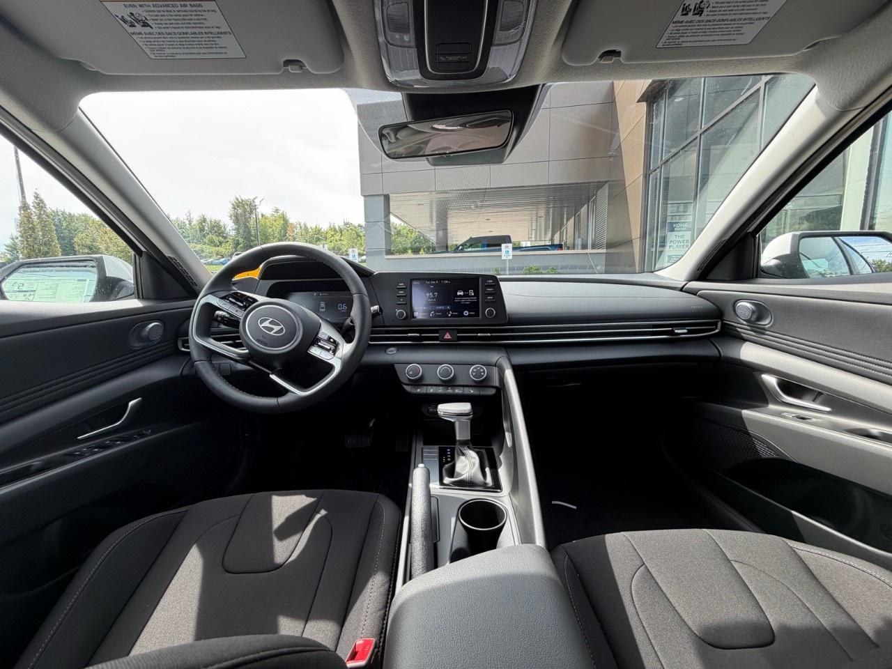 2026 Hyundai Elantra Preferred IVT Photo