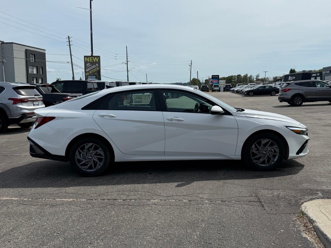 2026 Hyundai Elantra Preferred IVT Photo