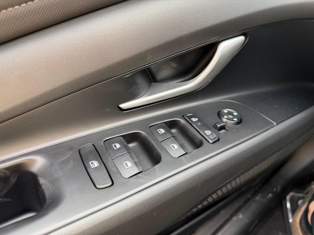 2026 Hyundai Elantra Preferred IVT Photo