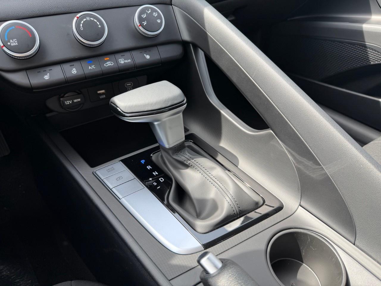 2026 Hyundai Elantra Preferred IVT Photo