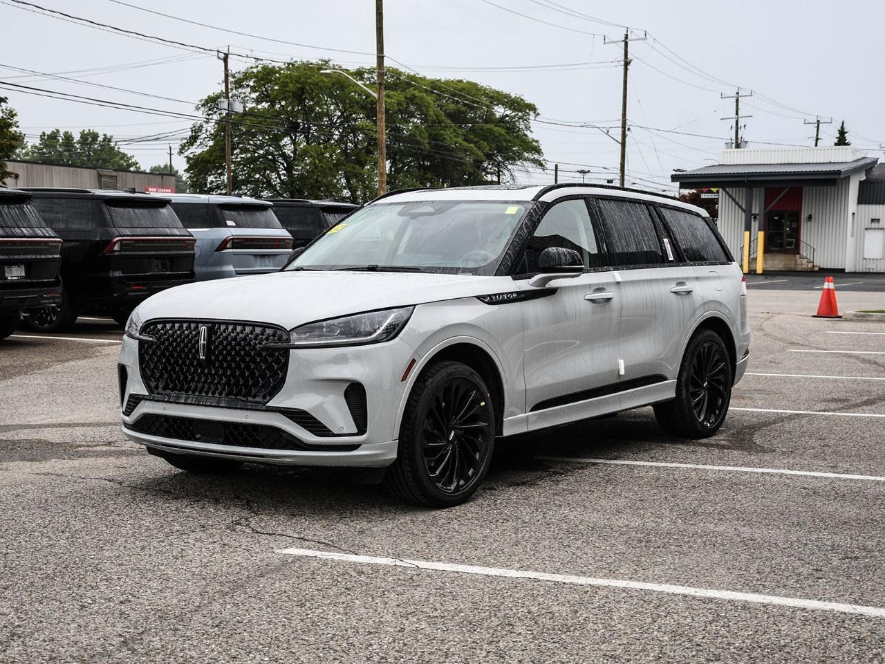 2027 Lincoln Aviator Reserve AWD Photo