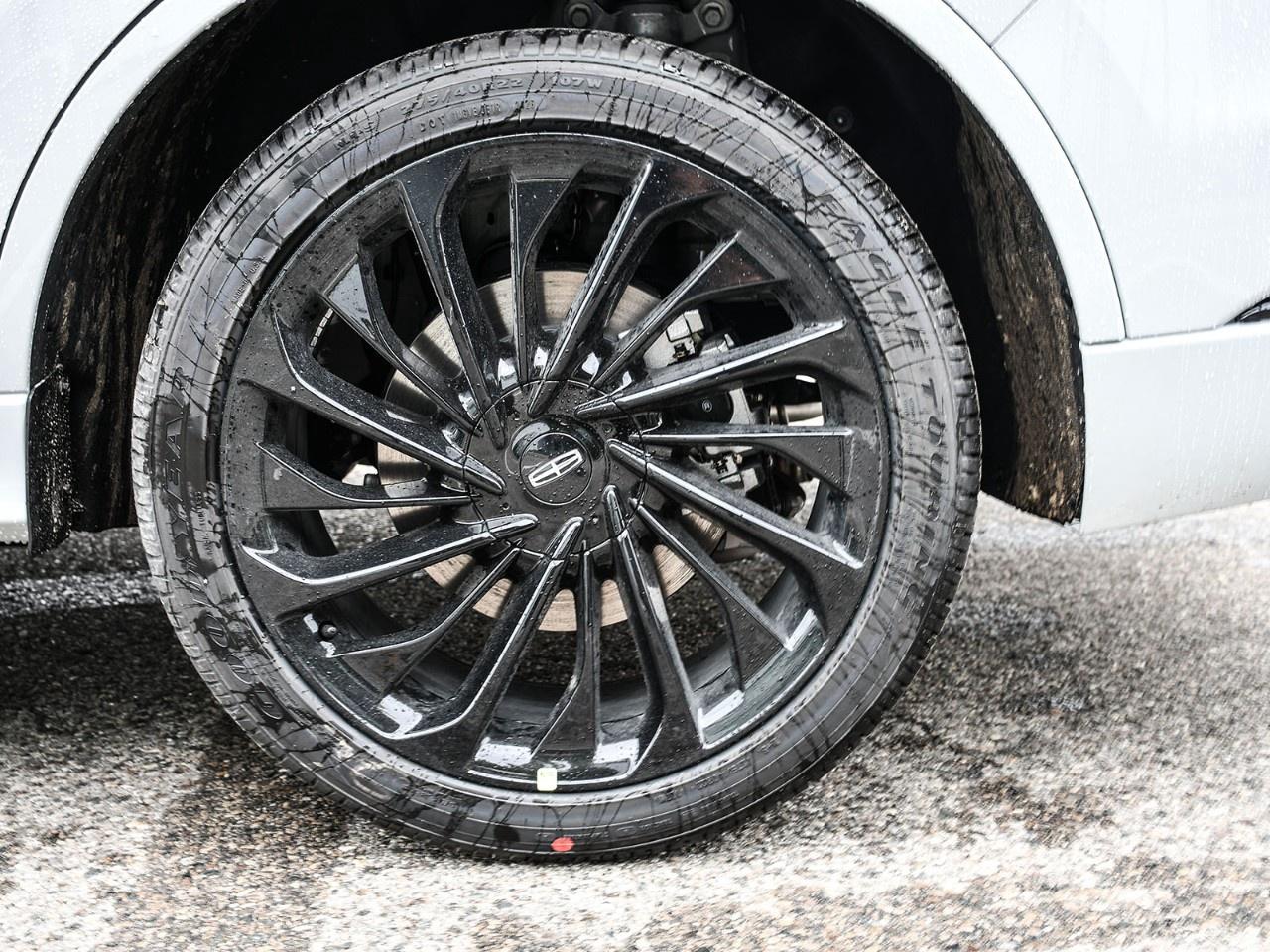 2027 Lincoln Aviator Reserve AWD Photo