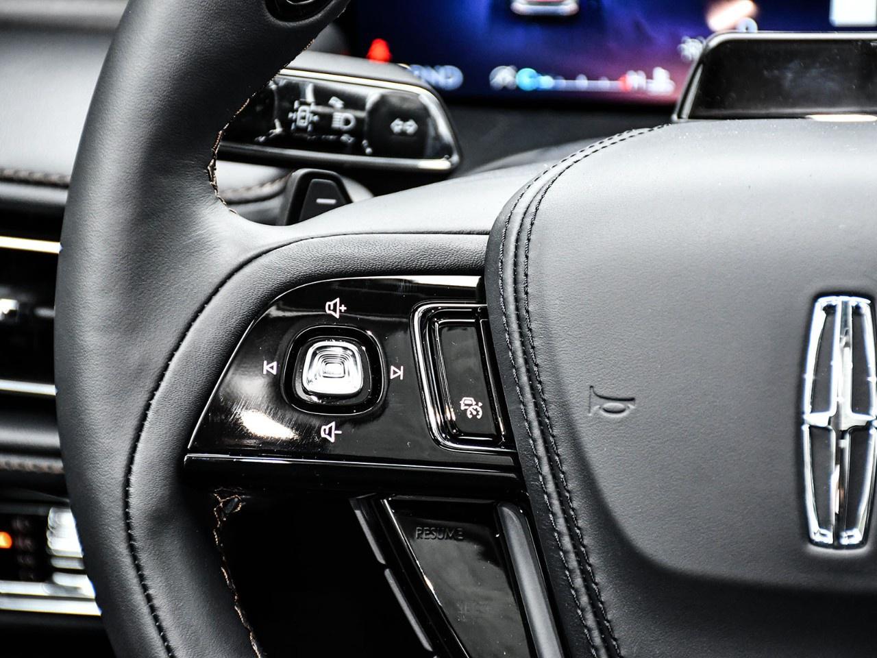 2027 Lincoln Aviator Reserve AWD Photo