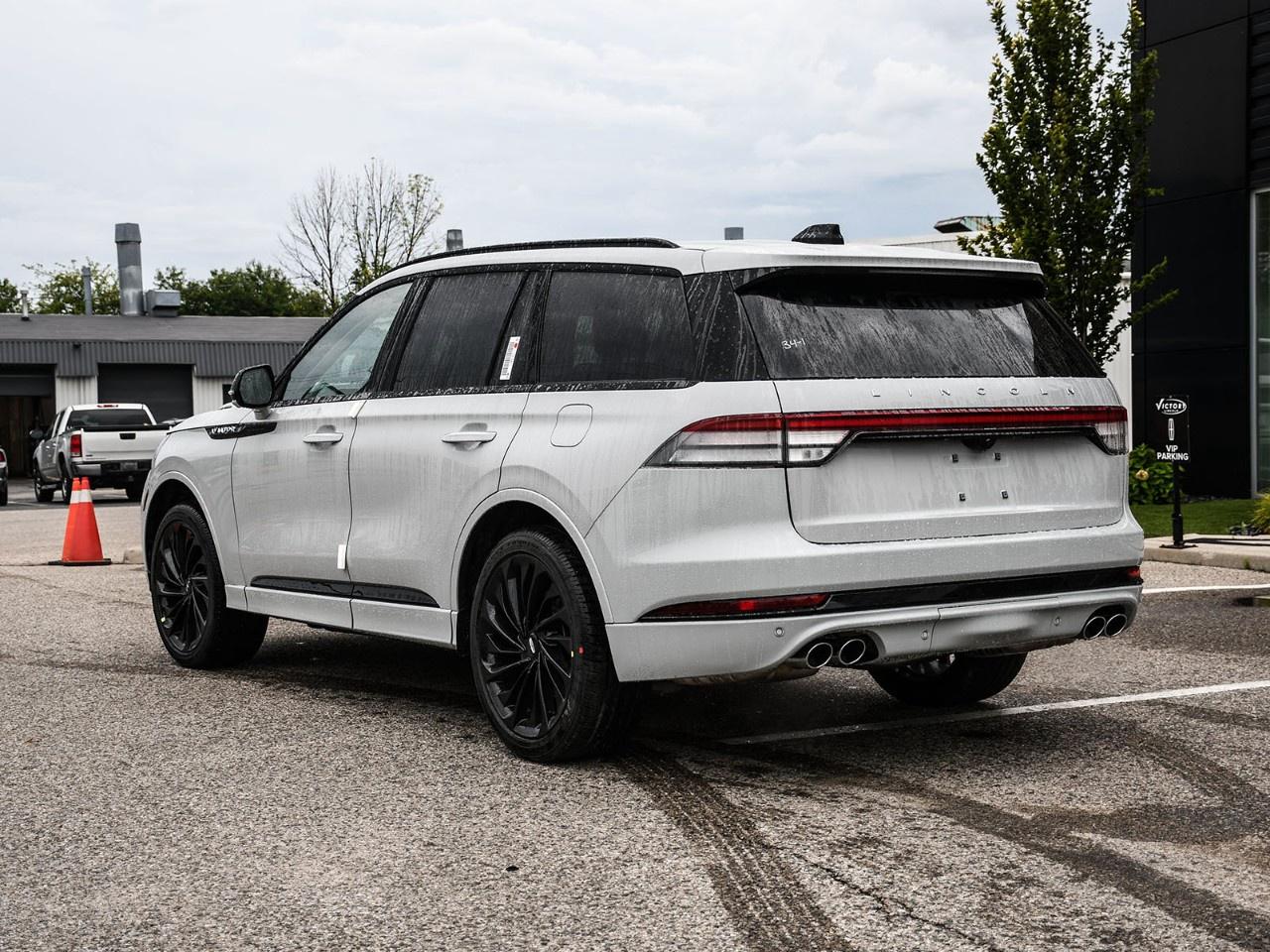 2027 Lincoln Aviator Reserve AWD Photo