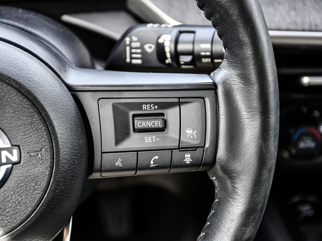 2025 Nissan Kicks SV HEATED SEATS | REMOTE START | BLIND SPOT MONITORING Photo