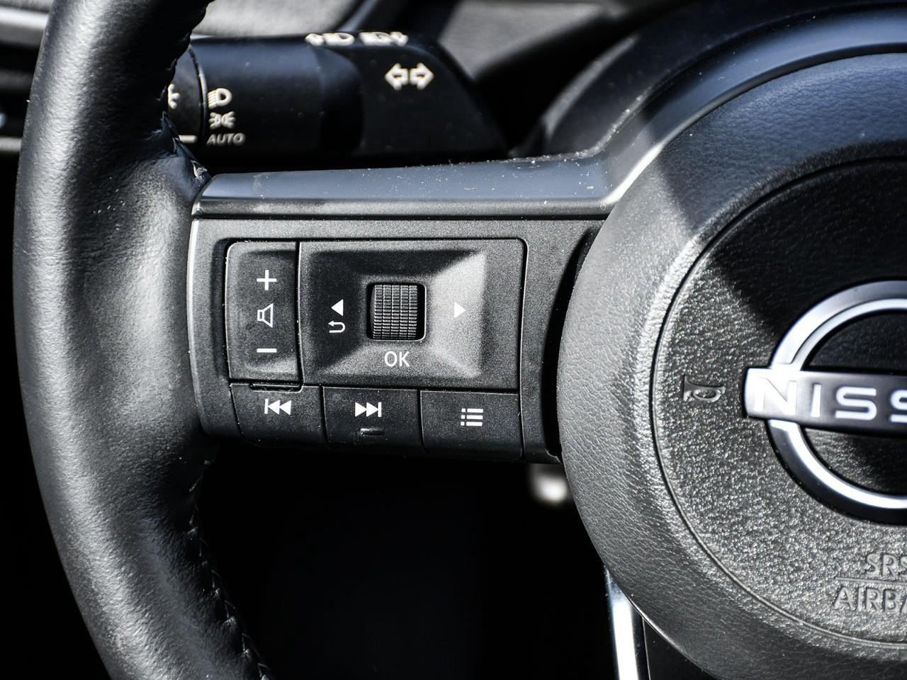 2025 Nissan Kicks SV HEATED SEATS | REMOTE START | BLIND SPOT MONITORING Photo