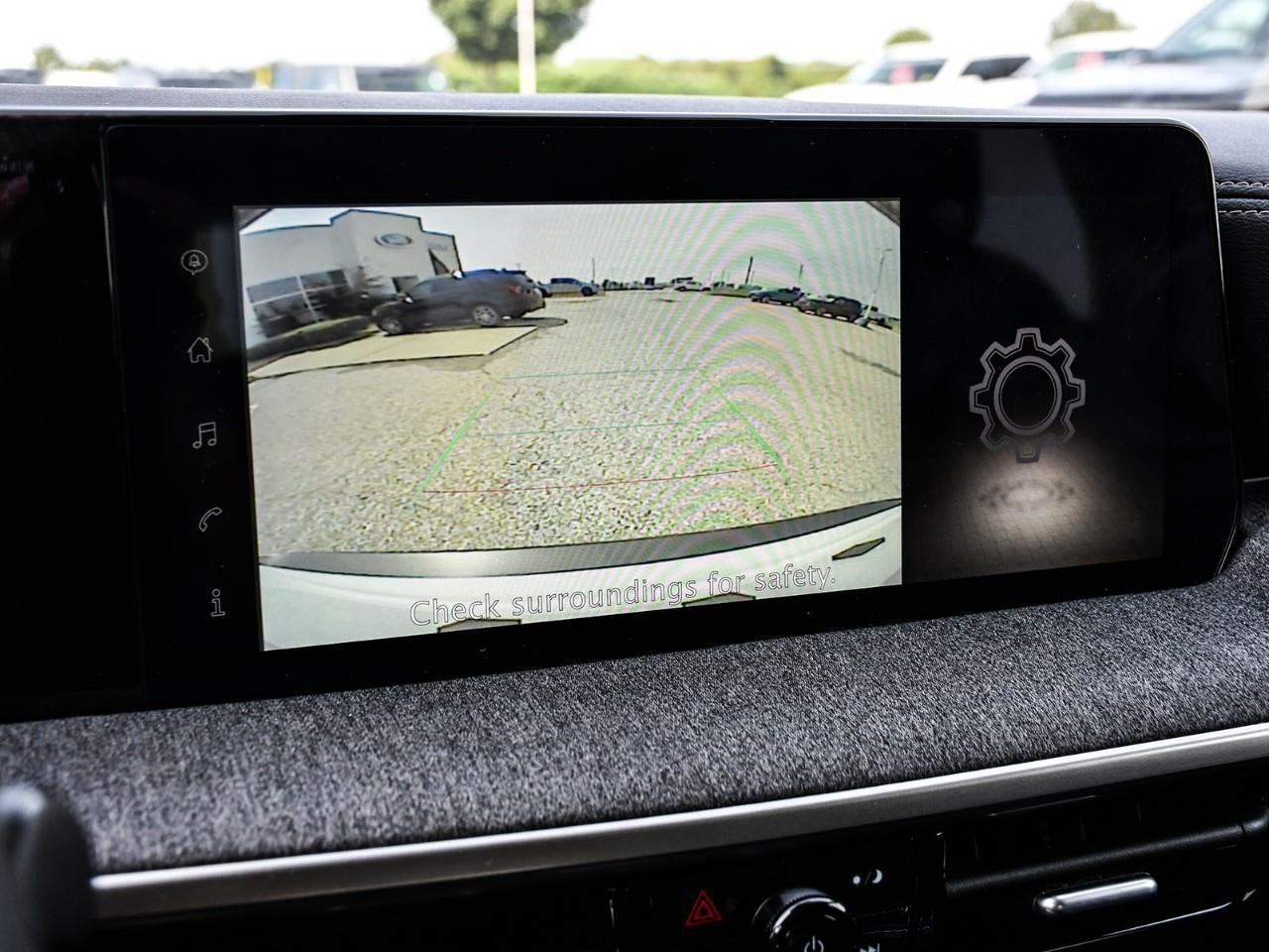2025 Nissan Kicks SV HEATED SEATS | REMOTE START | BLIND SPOT MONITORING Photo