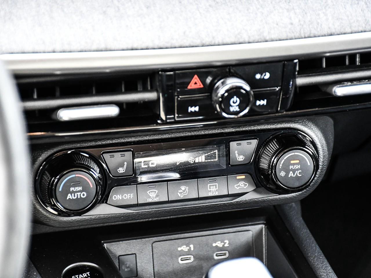 2025 Nissan Kicks SV HEATED SEATS | REMOTE START | BLIND SPOT MONITORING Photo
