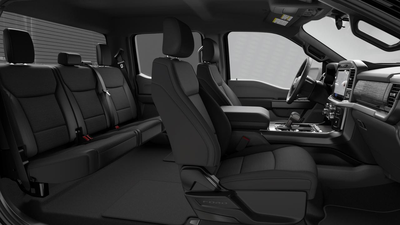 2026 Ford F-150 XLT Photo5