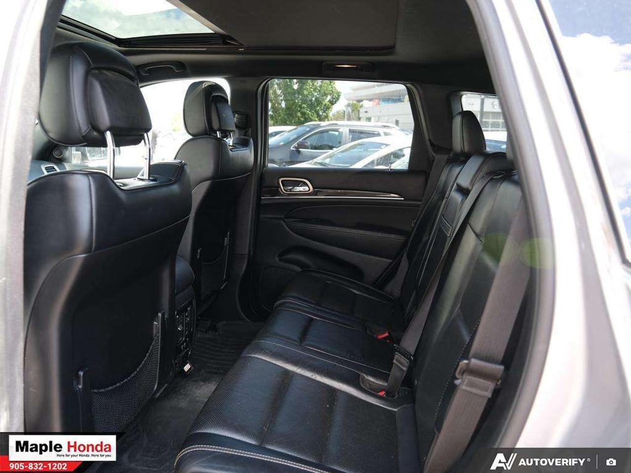 2015 Jeep Grand Cherokee Sunroof| Leather| Good Condition! Photo