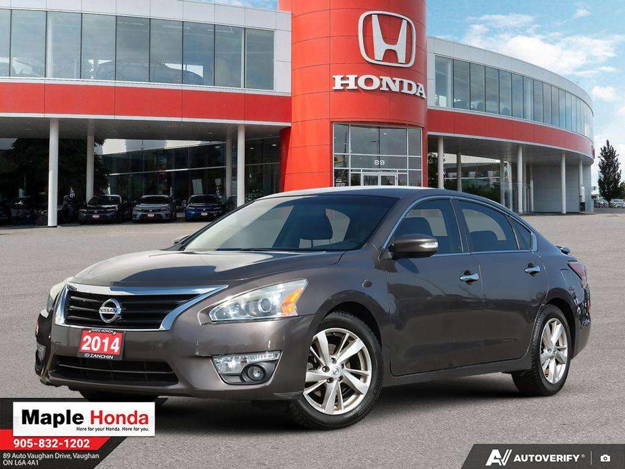 2014 Nissan Altima SV Photo0