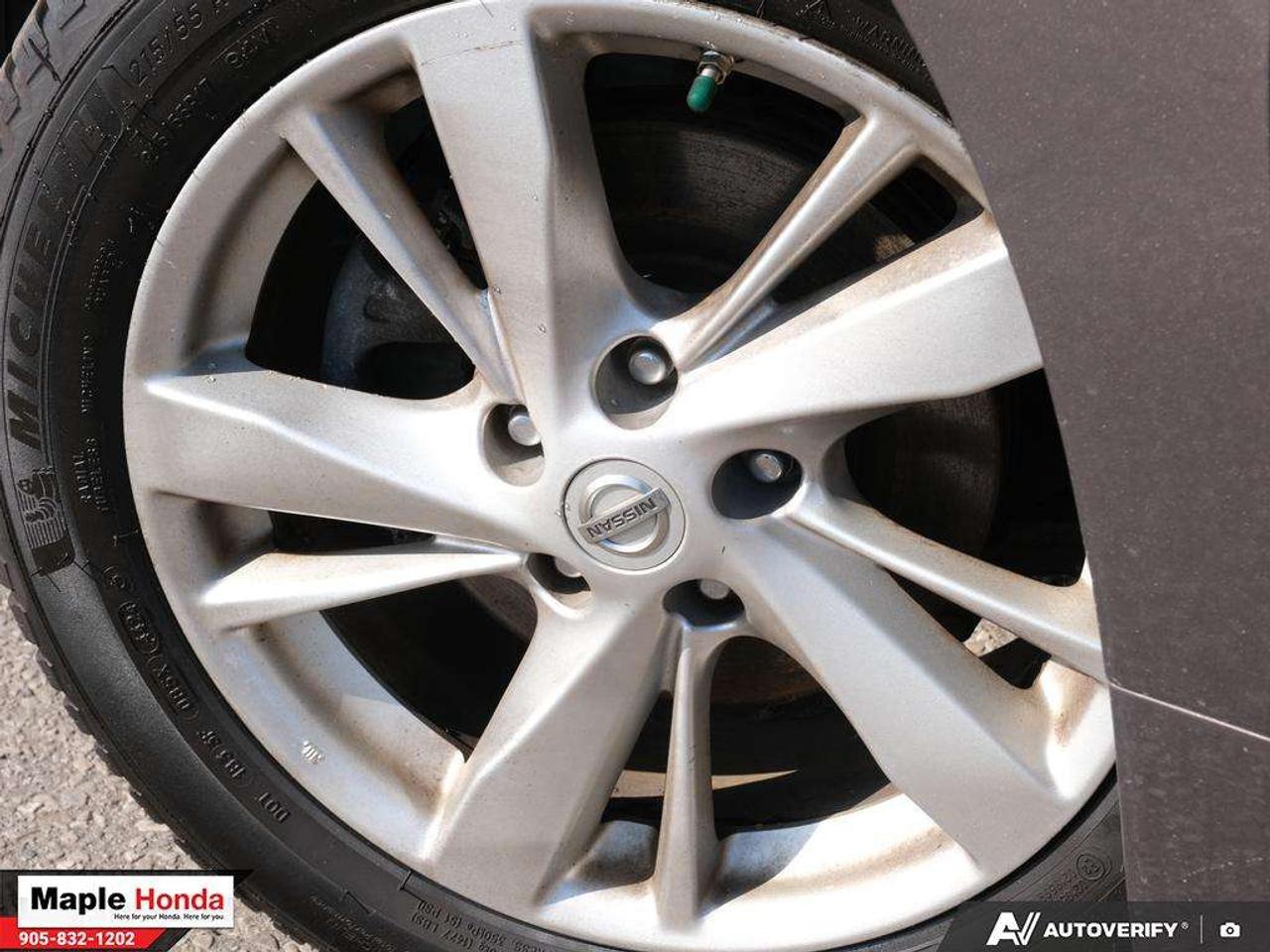 2014 Nissan Altima SV Photo