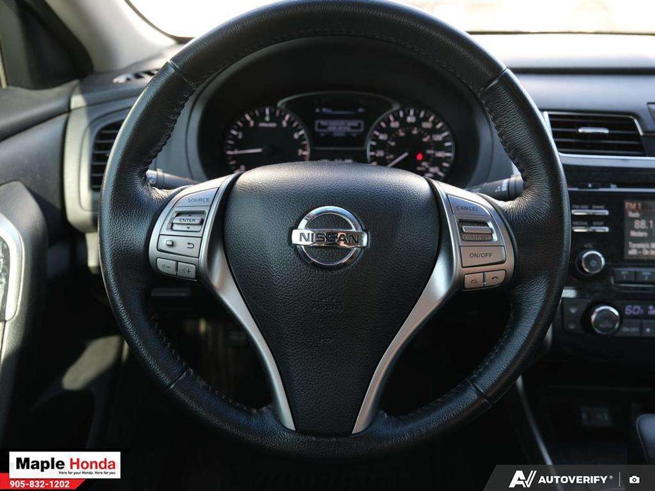 2014 Nissan Altima SV Photo