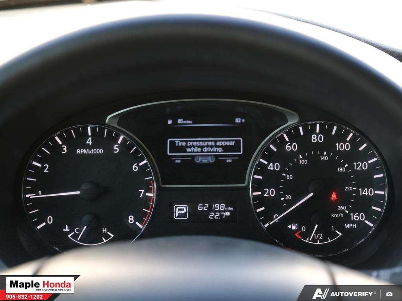 2014 Nissan Altima SV Photo