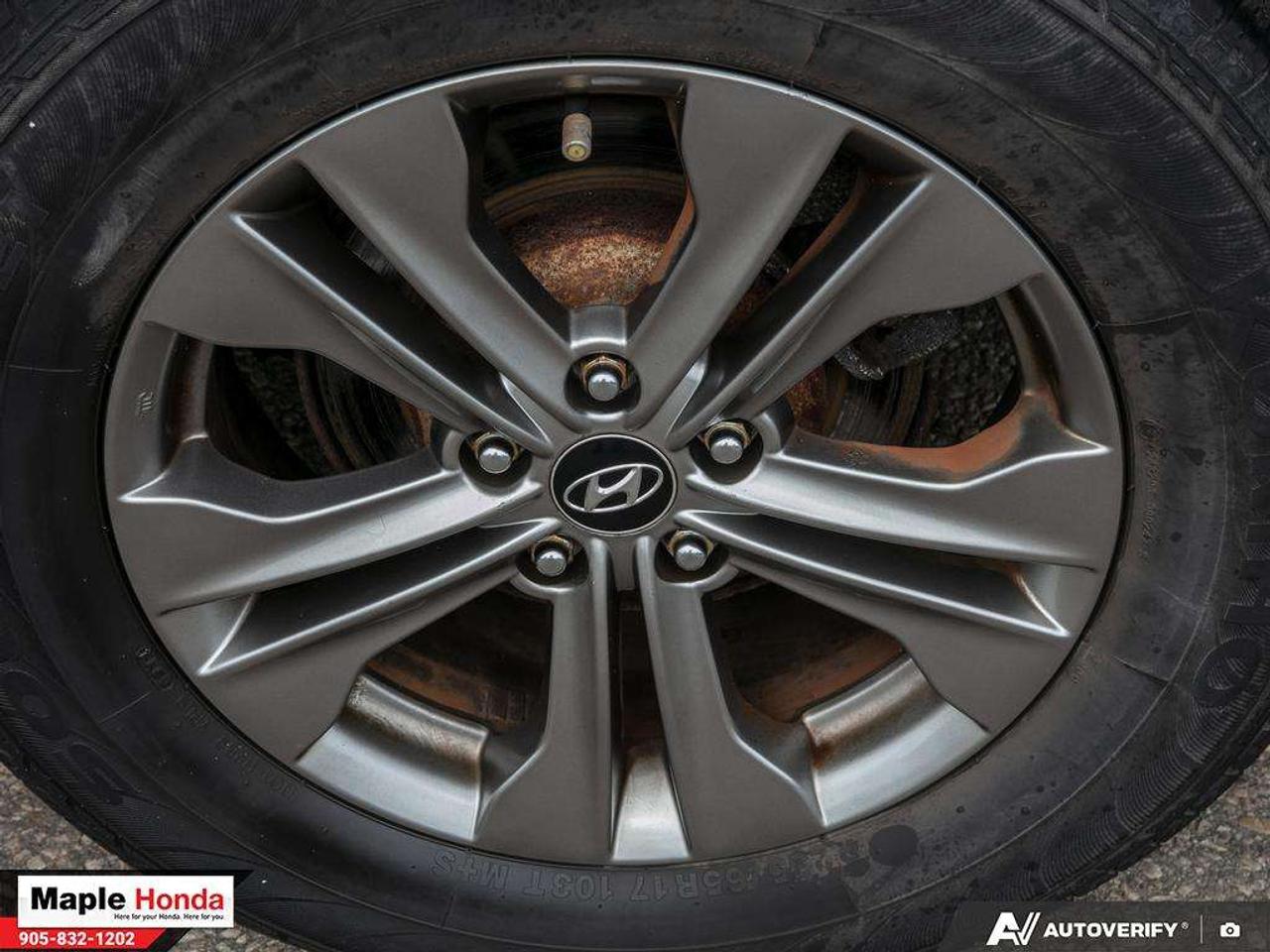 2014 Hyundai Santa Fe Leather Seats\ panoramic roof| Heated seats| Good Photo