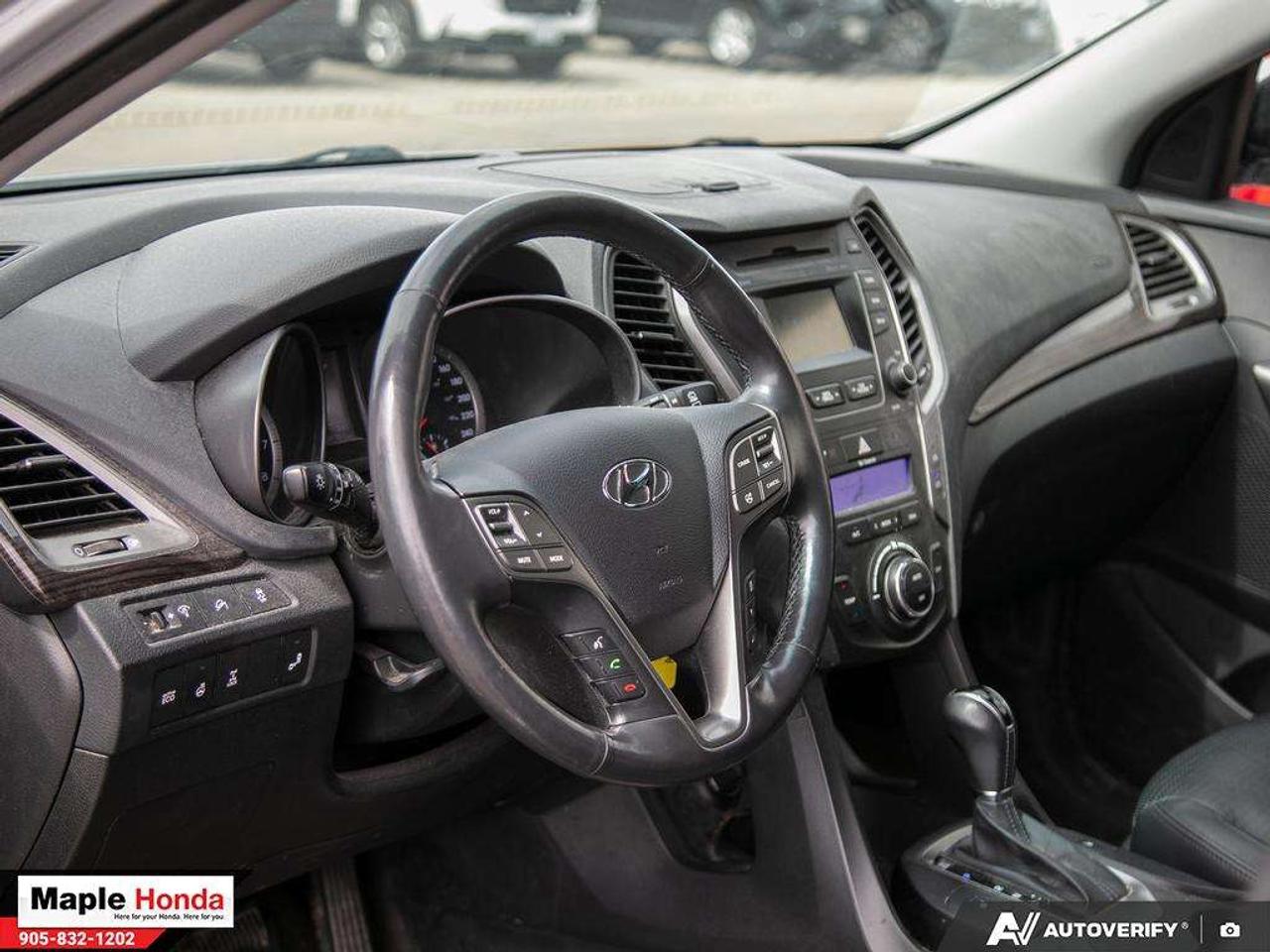 2014 Hyundai Santa Fe Leather Seats\ panoramic roof| Heated seats| Good Photo