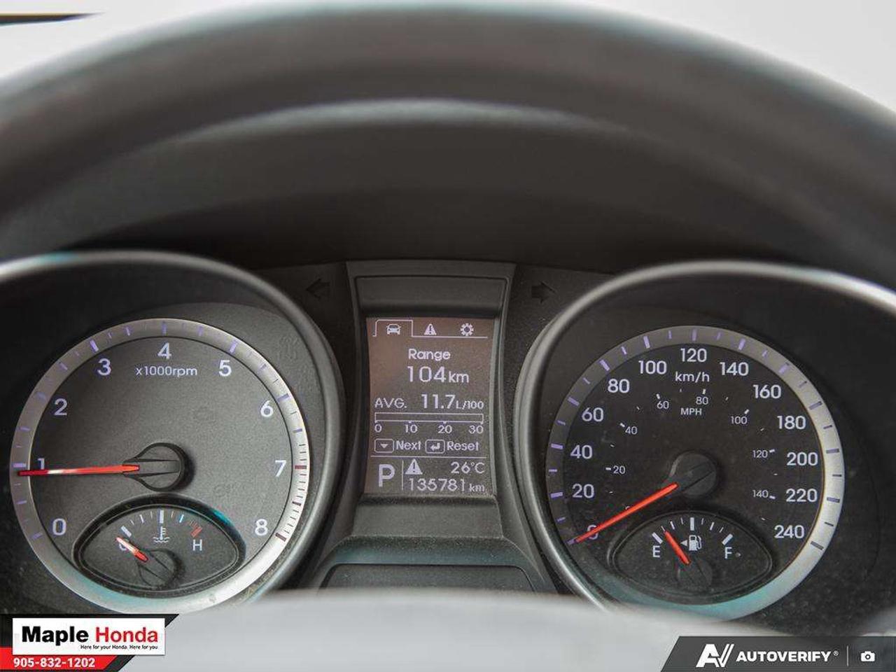 2014 Hyundai Santa Fe Leather Seats\ panoramic roof| Heated seats| Good Photo