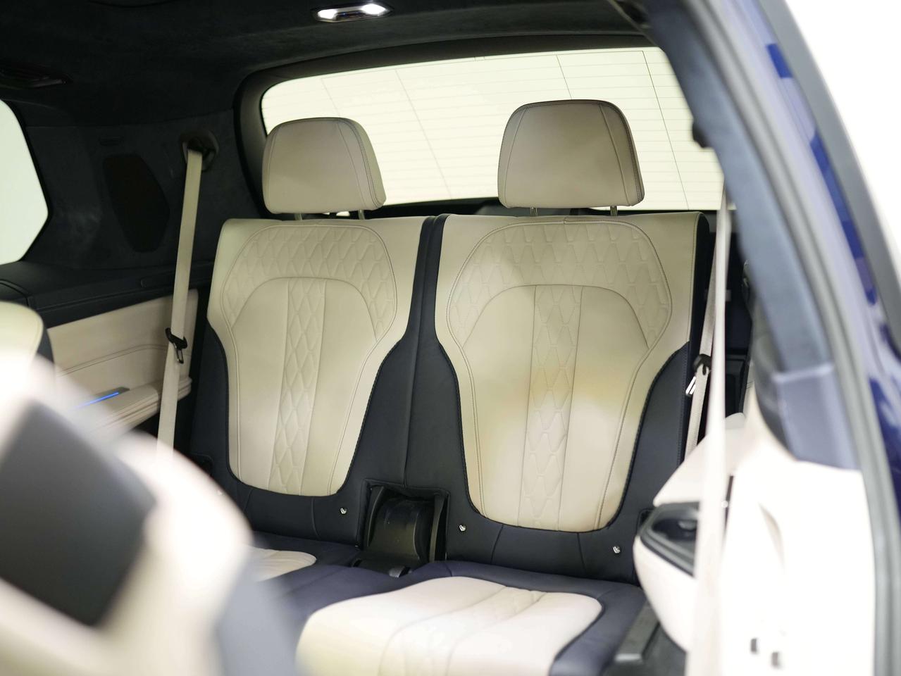 2021 BMW X7 XDRIVE40I | M-SPORT | PREMIUM ENHANCED PKG | 22 IN Photo