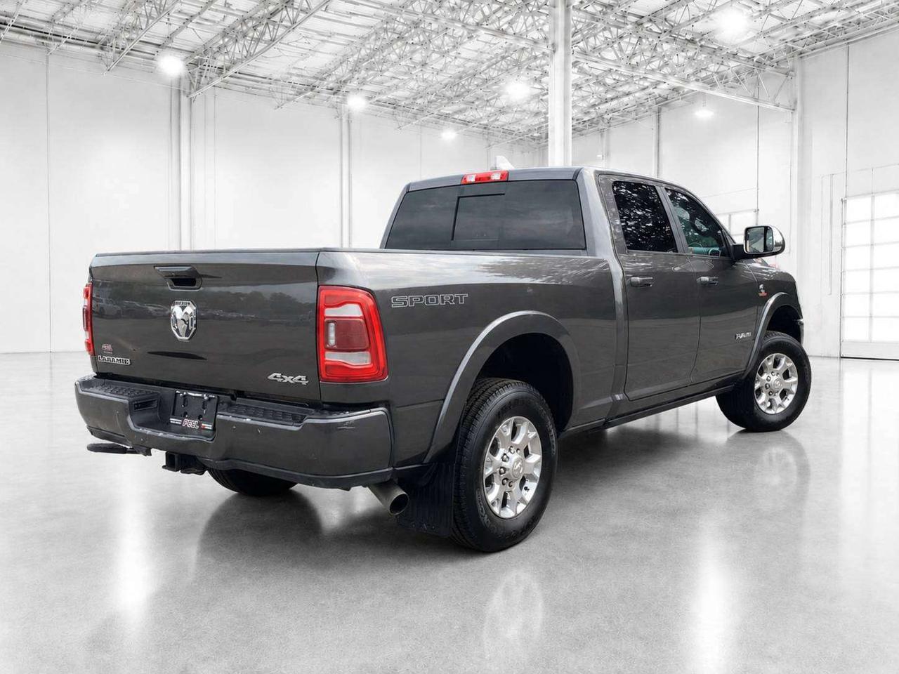 2019 RAM 2500 Laramie Sport 6.7L Cummins | Level 2 Group | 4X4 Photo4
