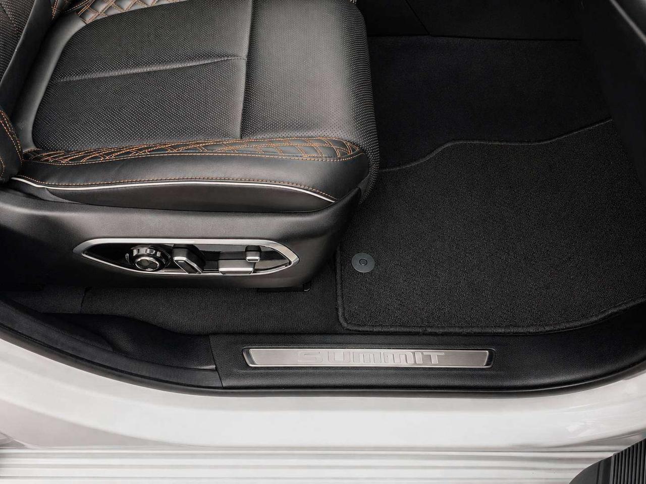 2024 Jeep Grand Cherokee Summit Reserve | Adv ProTech IV | Lux Tech V | 4x4 Photo