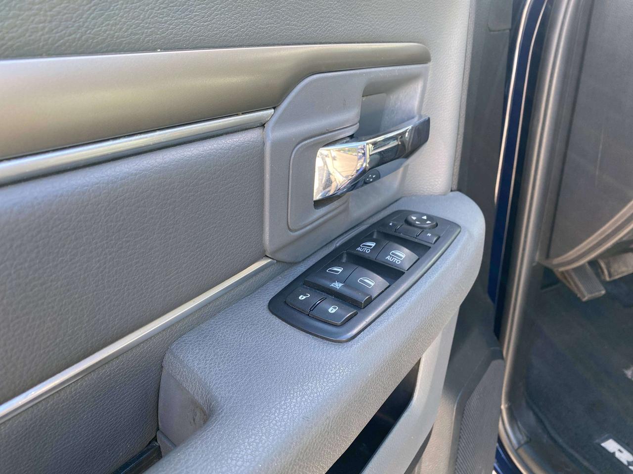 2016 RAM 1500 BIG HORN, RWD, REMOTE START, HEATED SEATS! - Photo #13