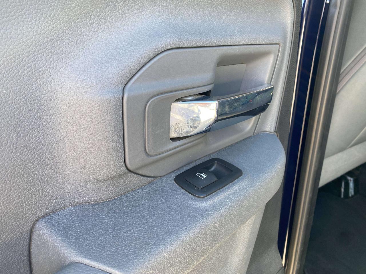2016 RAM 1500 BIG HORN, RWD, REMOTE START, HEATED SEATS! - Photo #18
