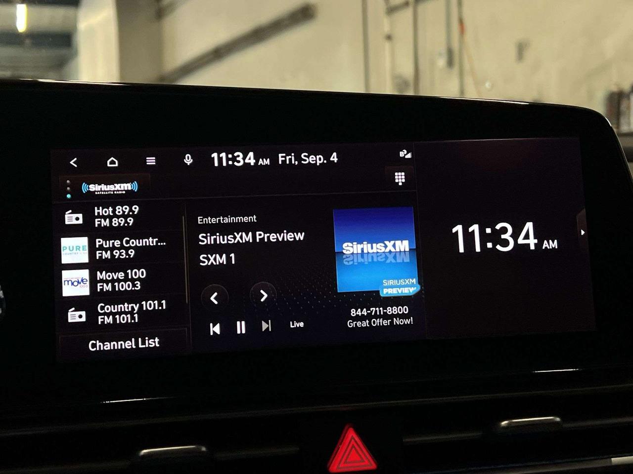 2023 Hyundai Elantra LUXURY | HTD LEATHER | SUNROOF | CARPLAY | ALLOYS Photo