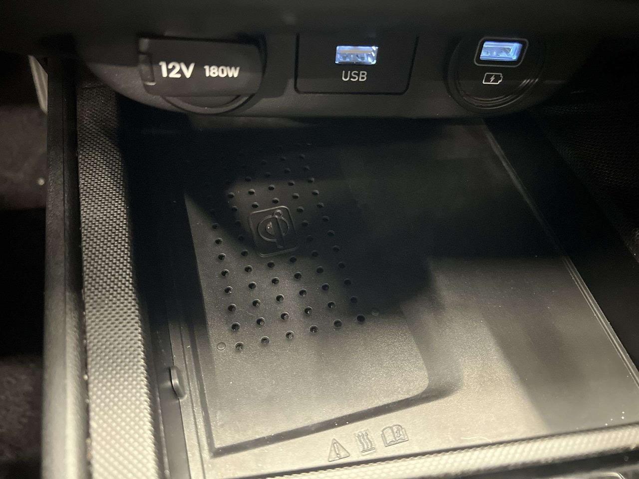 2023 Hyundai Elantra LUXURY | HTD LEATHER | SUNROOF | CARPLAY | ALLOYS Photo