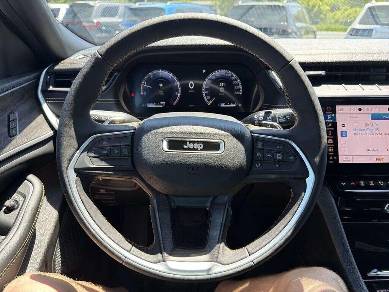 2026 Jeep Grand Cherokee 85th Anniversary 4x4 Photo