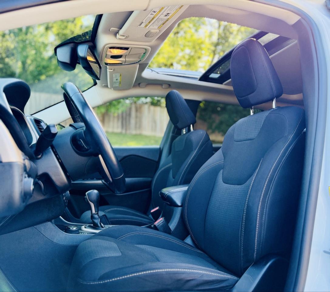 2016 Jeep Cherokee Latitude 4WD Photo
