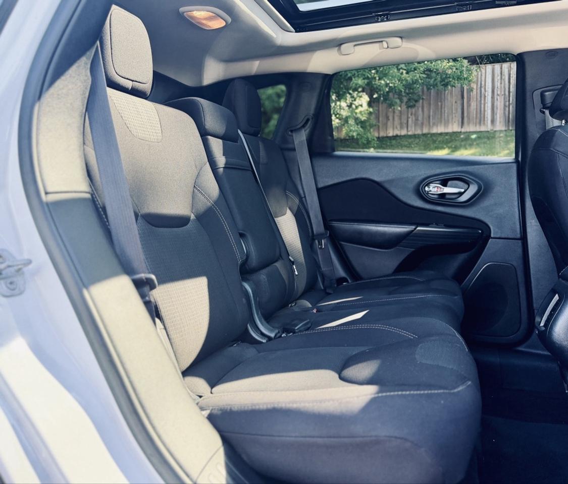 2016 Jeep Cherokee Latitude 4WD Photo