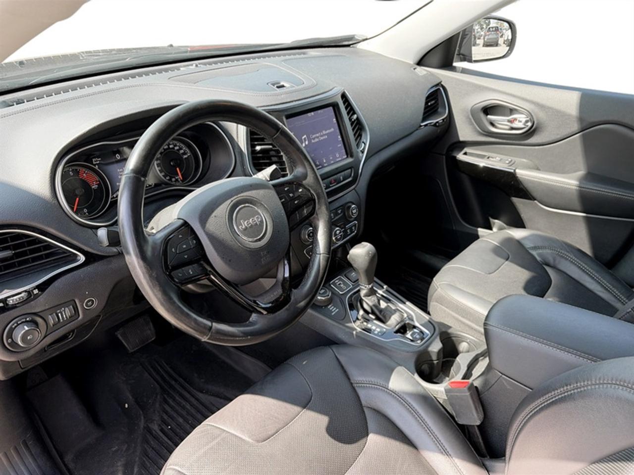 2021 Jeep Cherokee Altitude w/Sun & Sound Group  *LOW KMS* Photo