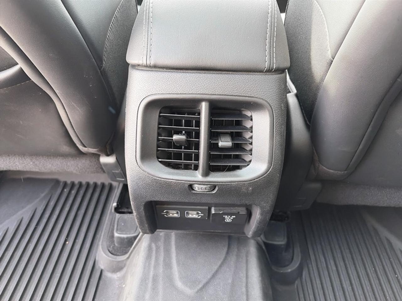 2021 Jeep Cherokee Altitude w/Sun & Sound Group  *LOW KMS* Photo