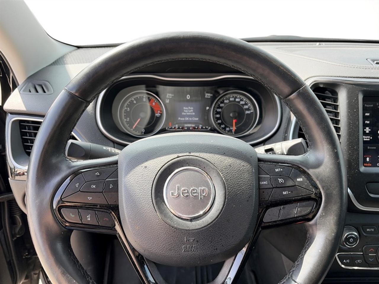 2021 Jeep Cherokee Altitude w/Sun & Sound Group  *LOW KMS* Photo