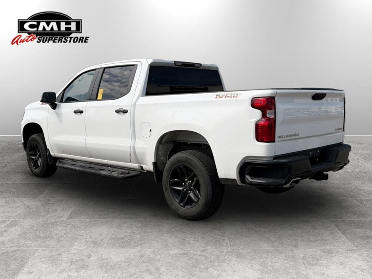 2022 Chevrolet Silverado 1500 Custom Trail Boss w/Z71 Off-Road Photo