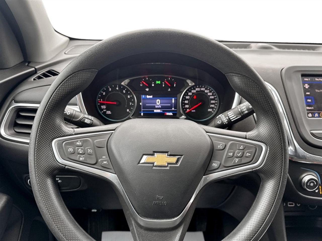 2022 Chevrolet Equinox LT  **LOW KMS - ONE OWNER** Photo