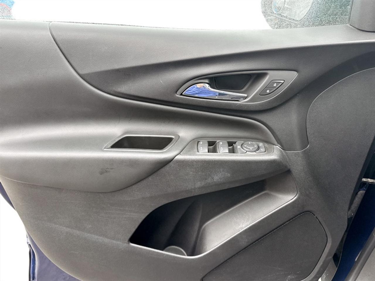 2022 Chevrolet Equinox LT  **LOW KMS - ONE OWNER** Photo