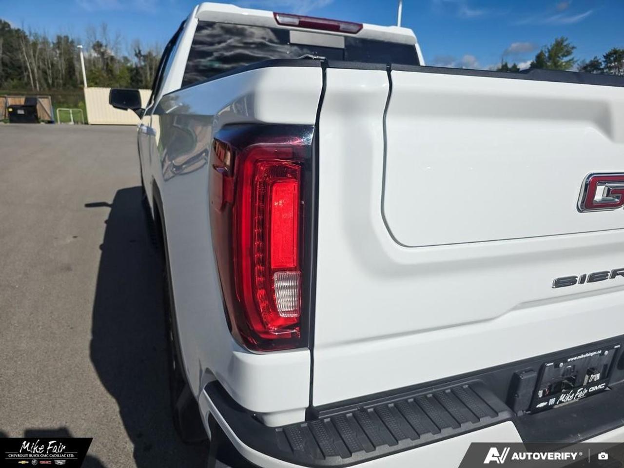 2023 GMC Sierra 1500 Crew Cab Short Box 4-Wheel Drive AT4 Photo