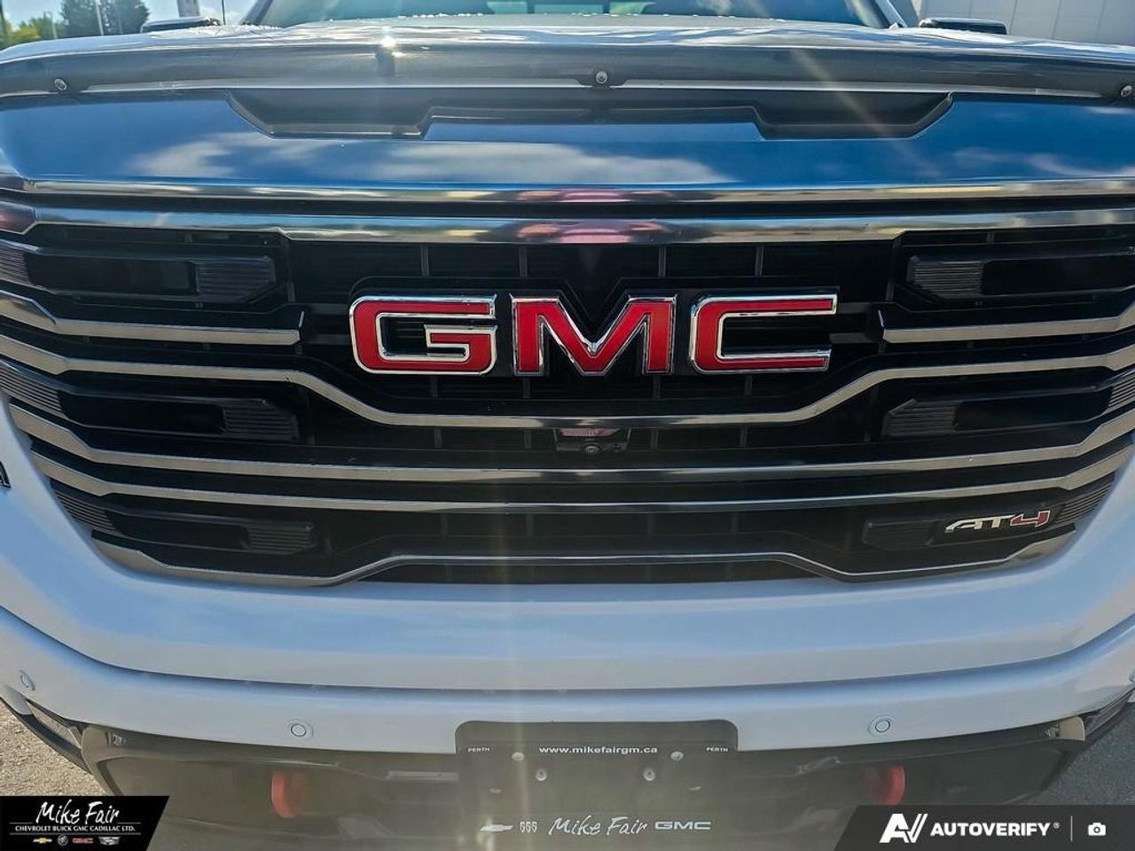 2023 GMC Sierra 1500 Crew Cab Short Box 4-Wheel Drive AT4 Photo