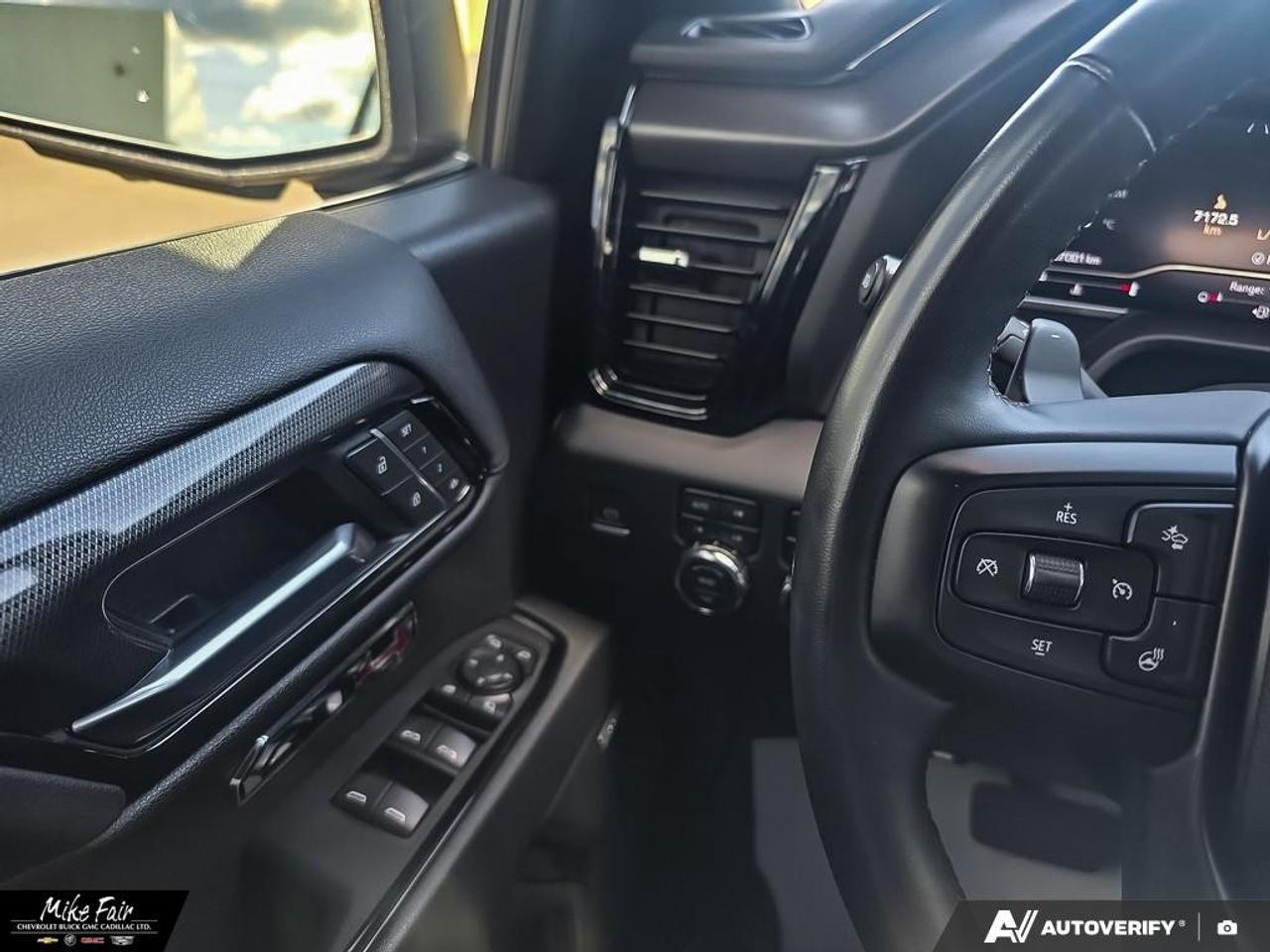2023 GMC Sierra 1500 Crew Cab Short Box 4-Wheel Drive AT4 Photo