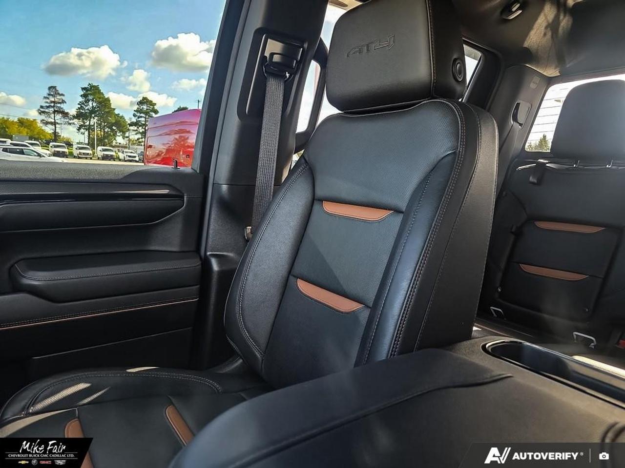 2023 GMC Sierra 1500 Crew Cab Short Box 4-Wheel Drive AT4 Photo