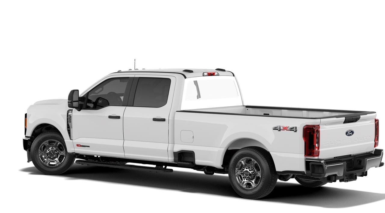 2027 Ford F-350 4X4 CREW CAB PICKUP/ Photo1