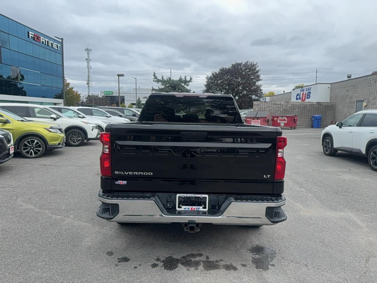 2025 Chevrolet Silverado 1500 LT Photo3