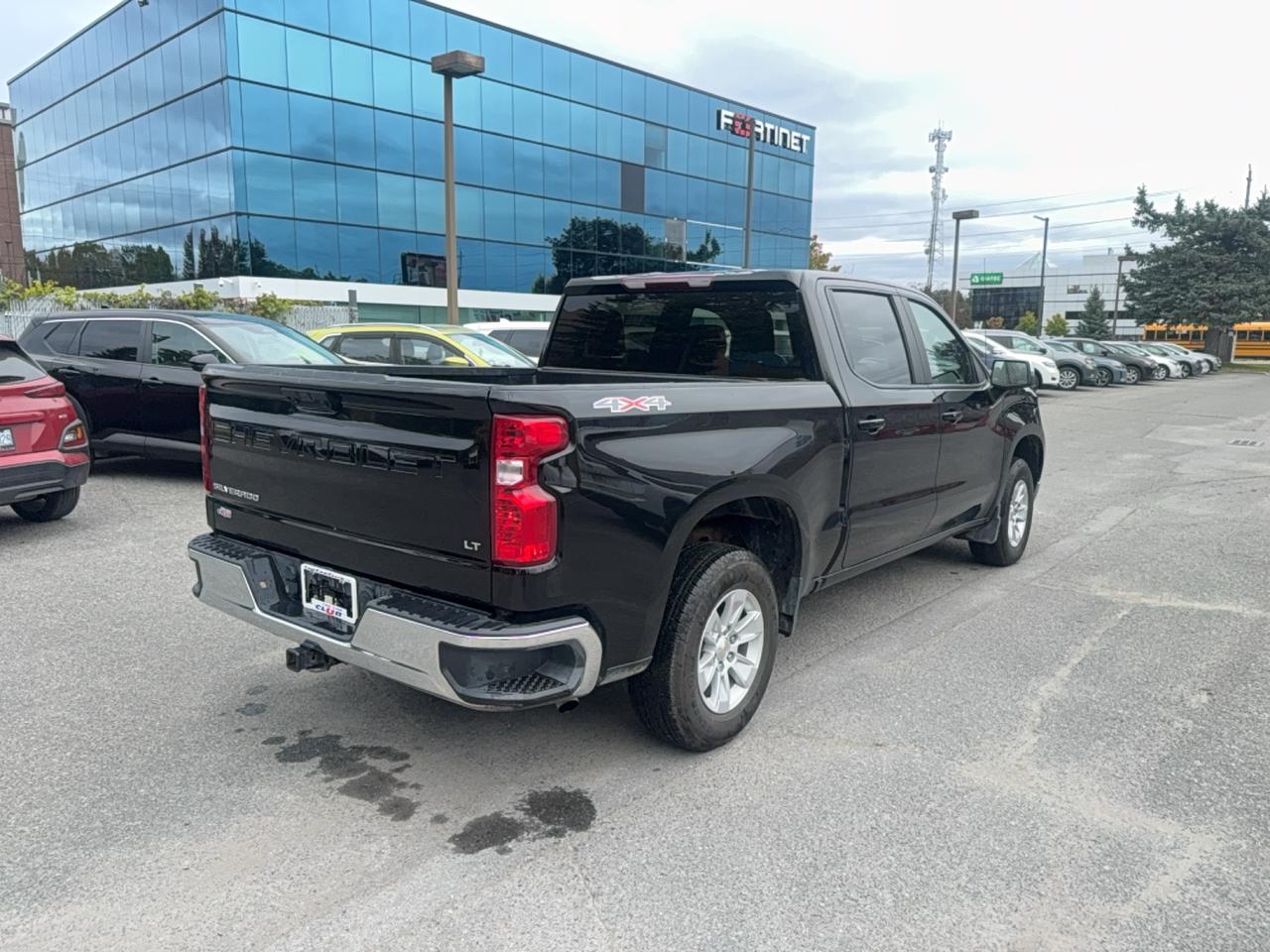 2025 Chevrolet Silverado 1500 LT Photo