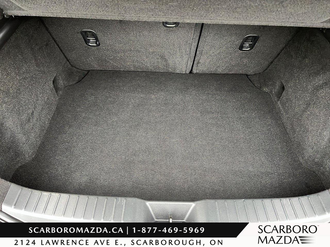2024 Mazda MAZDA3 Sport GS Photo