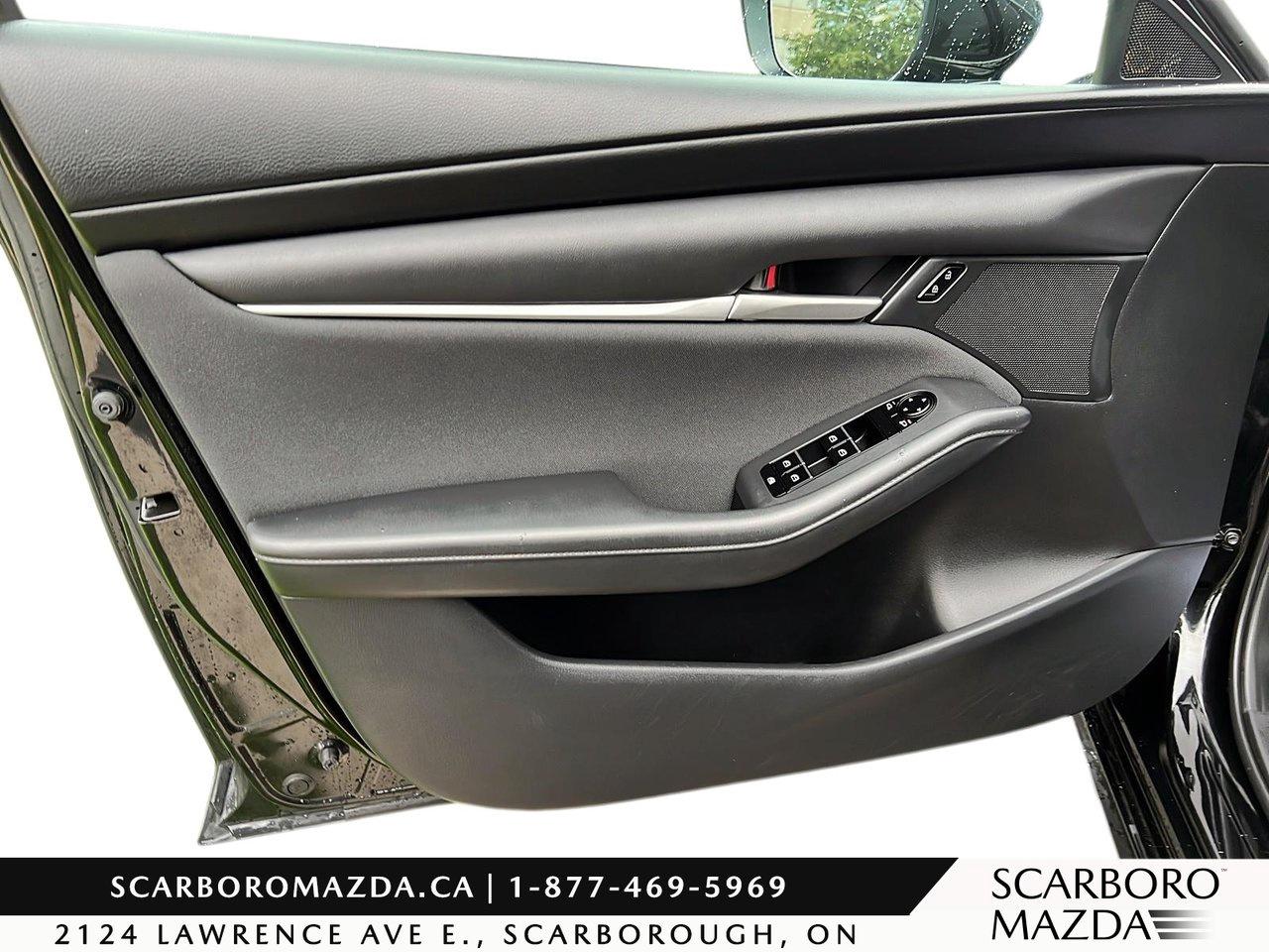 2024 Mazda MAZDA3 Sport GS Photo