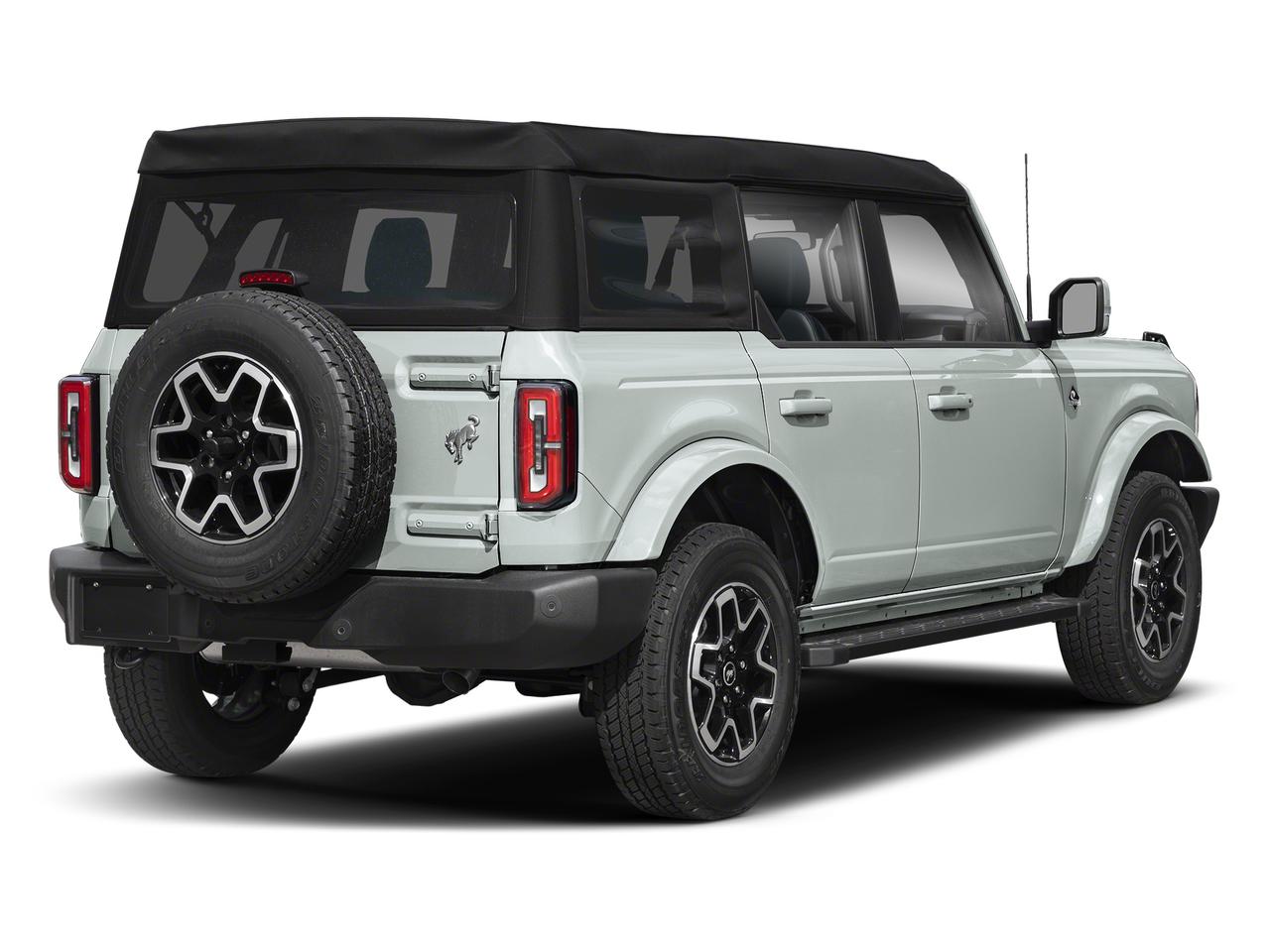2024 Ford Bronco Outer Banks Photo1