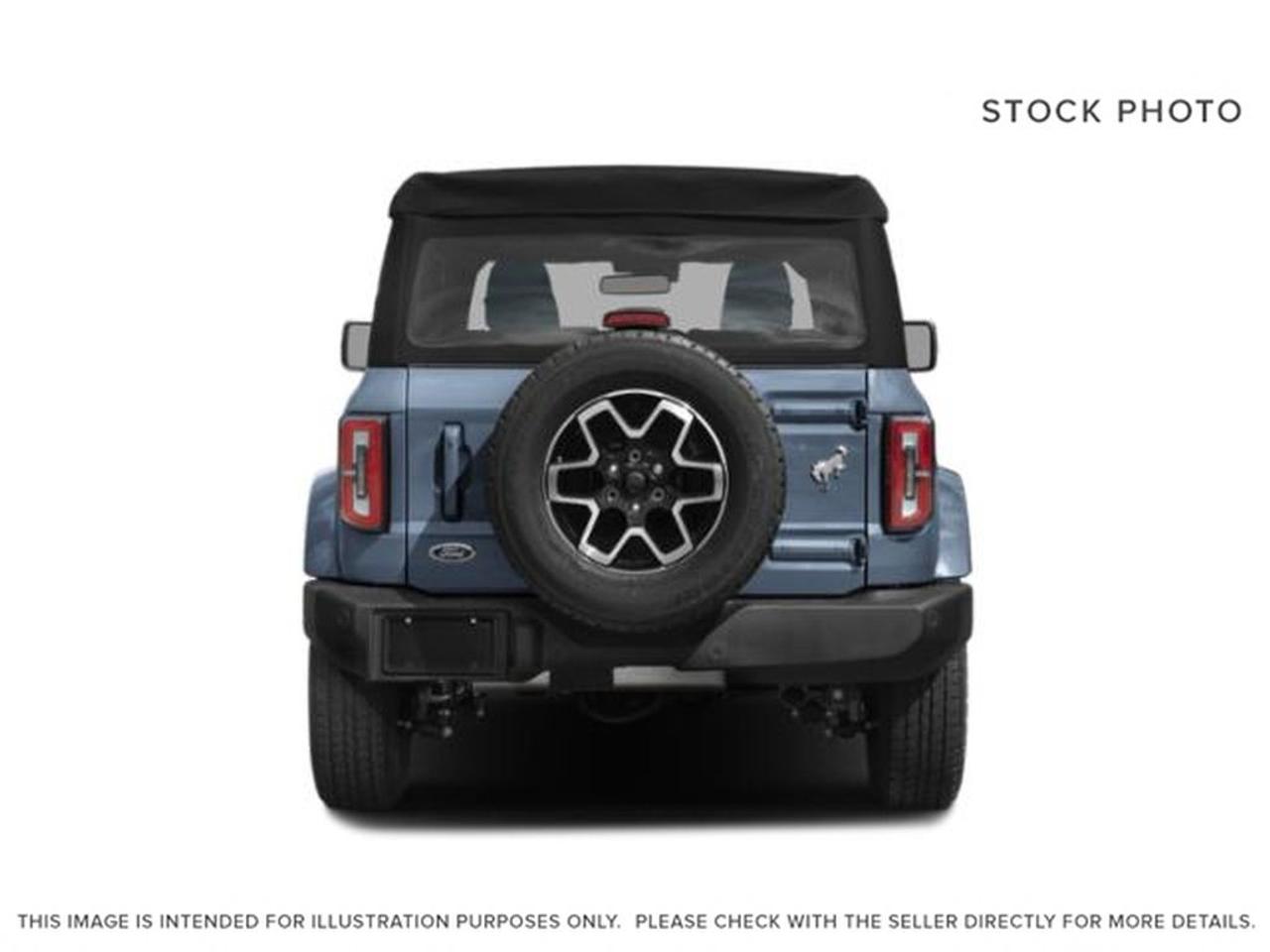2024 Ford Bronco Outer Banks Photo3