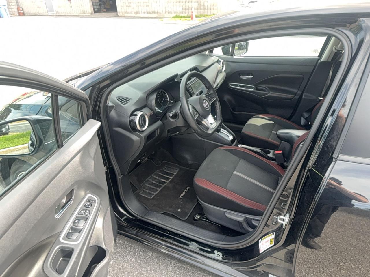 2024 Nissan Versa SR